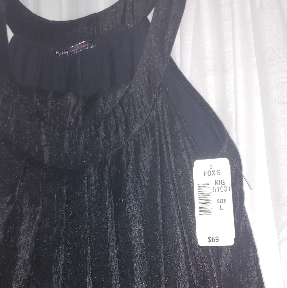 NWT TUNIC KITTY SEXY, YET CLASSY SIZE L
